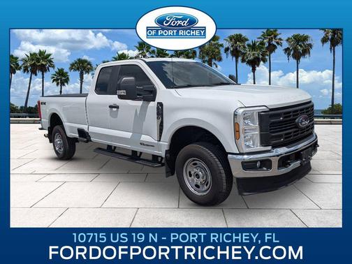 Oxford White 2025 Ford F-350 XL