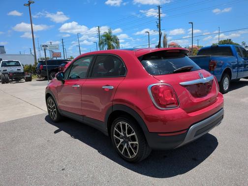 Rosso Passione (Red Hypnotique Clear Coat) 2018 FIAT 500X Trekking