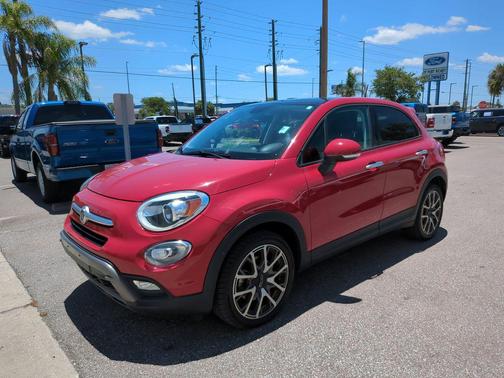 Rosso Passione (Red Hypnotique Clear Coat) 2018 FIAT 500X Trekking