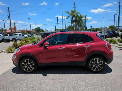 Rosso Passione (Red Hypnotique Clear Coat) 2018 FIAT 500X Trekking