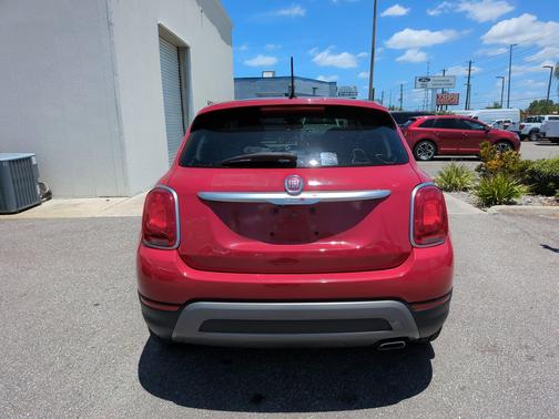 Rosso Passione (Red Hypnotique Clear Coat) 2018 FIAT 500X Trekking