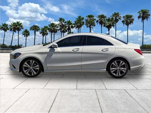 2017 Mercedes-Benz CLA 250 Base