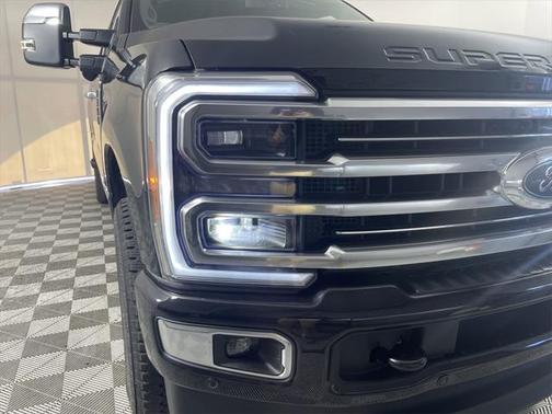 2025 Ford F-350 Platinum