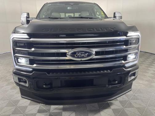 2025 Ford F-350 Platinum