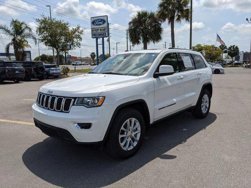 2021 Jeep Grand Cherokee Laredo