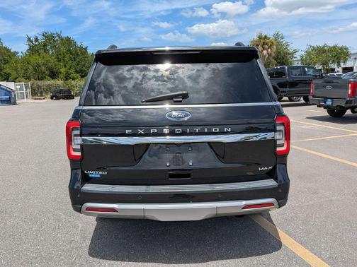 Agate Black Metallic 2022 Ford Expedition Max Limited