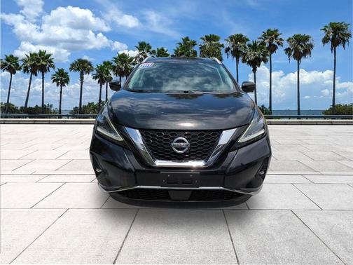 Magnetic Black Pearl 2019 Nissan Murano SL