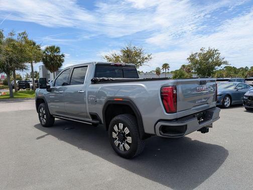 Sterling Metallic 2024 GMC Sierra 2500 Denali
