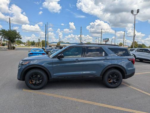 Vapor Blue Metallic 2026 Ford Explorer Tremor
