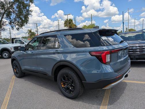 Vapor Blue Metallic 2026 Ford Explorer Tremor