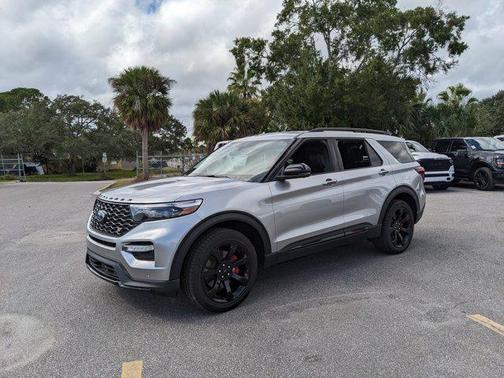 2022 Ford Explorer ST