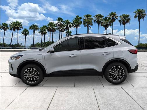 2025 Ford Escape PHEV Base