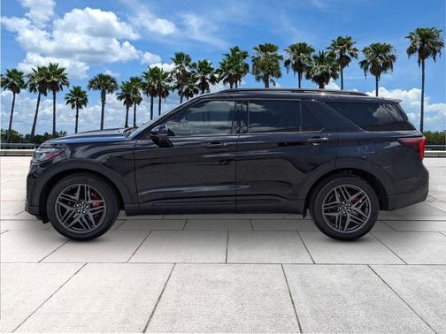 Black Metallic 2025 Ford Explorer ST
