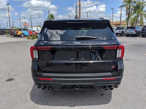 Black Metallic 2025 Ford Explorer ST