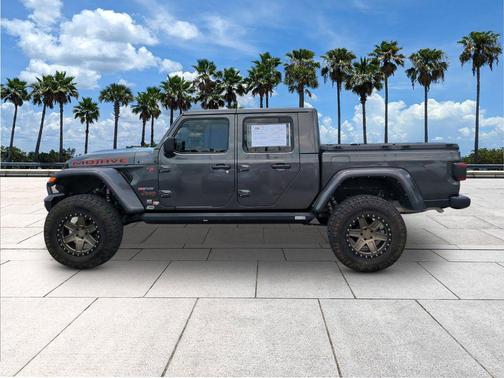 Granite Crystal Metallic Clearcoat 2022 Jeep Gladiator Mojave 4x4
