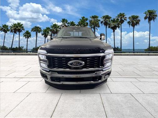 2025 Ford F-350 Lariat
