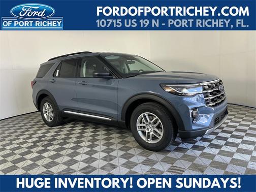 2025 Ford Explorer Active