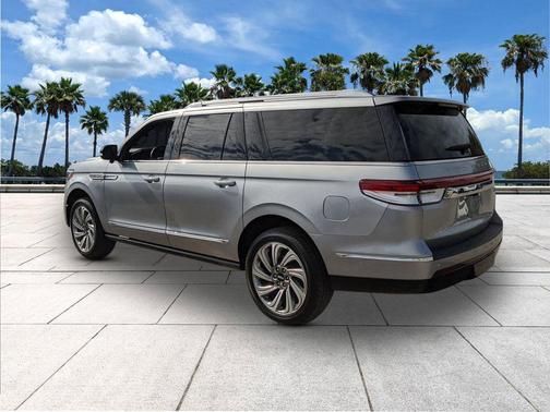 2024 Lincoln Navigator Reserve