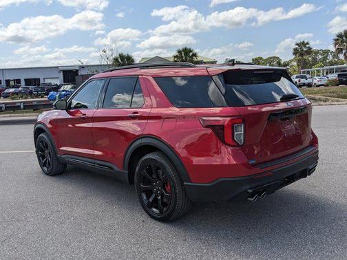Rapid Red Metallic Tinted Clearcoat 2023 Ford Explorer ST