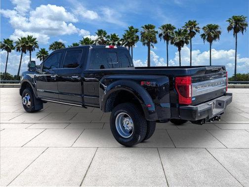 2022 Ford F-350 Platinum