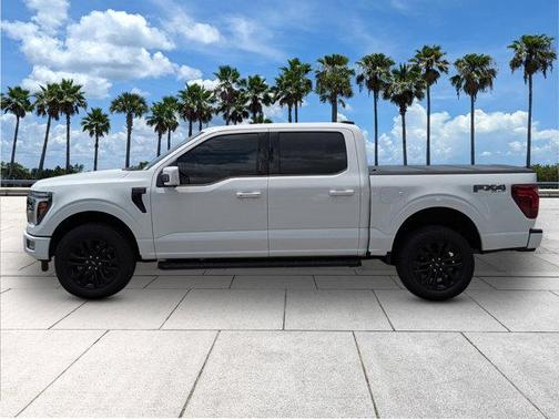 Oxford White 2024 Ford F-150 Lariat