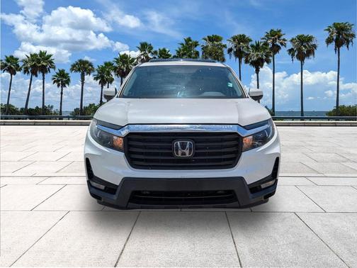 Platinum White Pearl 2022 Honda Ridgeline RTL