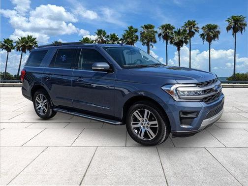 2022 Ford Expedition XLT