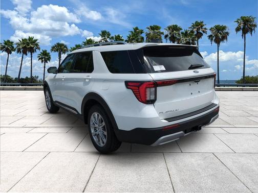 Star White Metallic Tri-Coat 2026 Ford Explorer Platinum