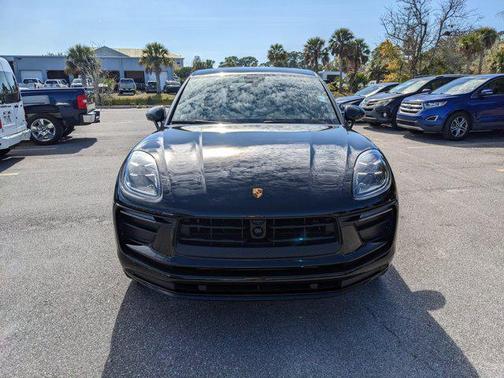 2023 Porsche Macan T