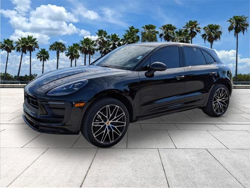 2023 Porsche Macan T