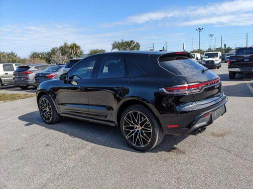 2023 Porsche Macan T