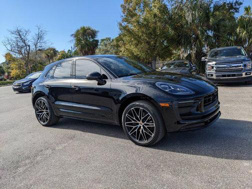2023 Porsche Macan T