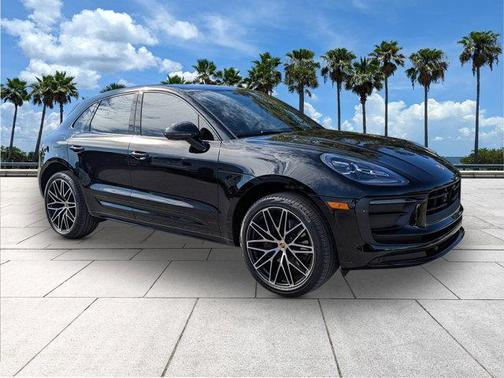 2023 Porsche Macan T