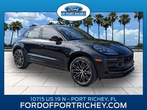 2023 Porsche Macan T