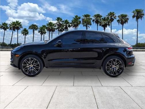 2023 Porsche Macan T
