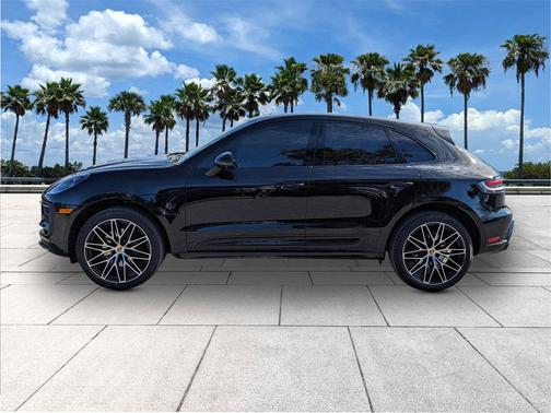 2023 Porsche Macan T