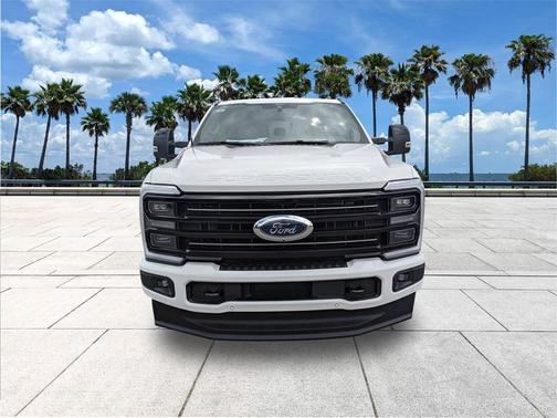 2026 Ford F-250 Platinum
