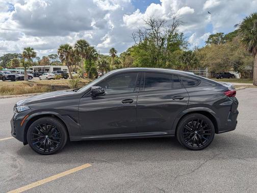2024 BMW X6 M60i