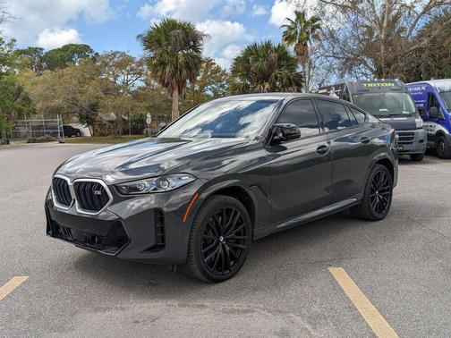 2024 BMW X6 M60i