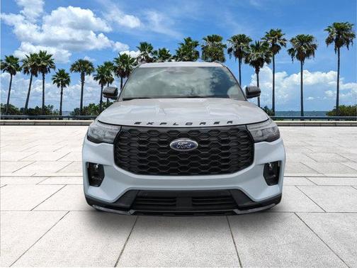 Space White Metallic 2026 Ford Explorer ST-Line