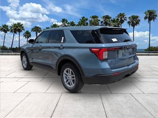 Vapor Blue Metallic 2026 Ford Explorer Active