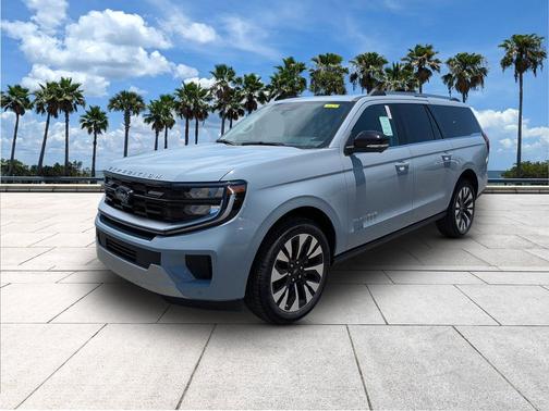 Glacier Gray Metallic Tri-Coat 2026 Ford Expedition Max Platinum