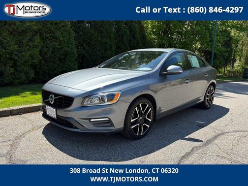 Electric Silver Metallic 2018 Volvo S60 T5 Dynamic