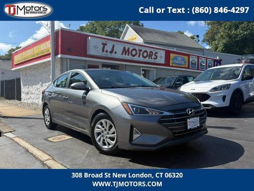 2019 Hyundai ELANTRA SE