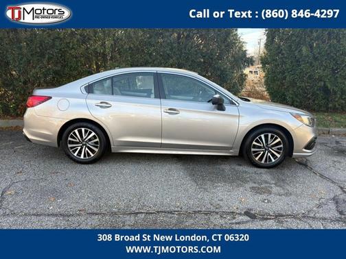 2019 Subaru Legacy Base