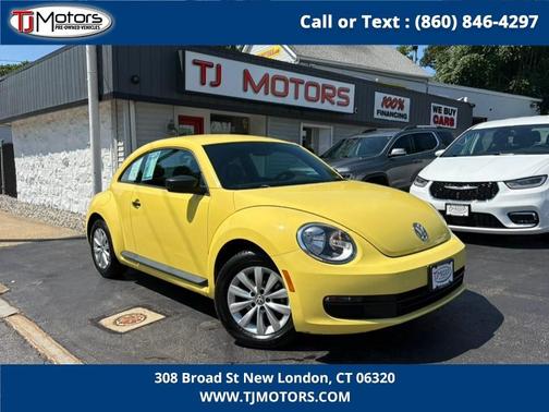 Yellow Rush 2015 Volkswagen Beetle 1.8T