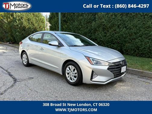 2019 Hyundai ELANTRA SE