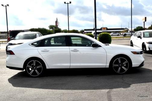Platinum White Pearl 2025 Honda Accord Hybrid