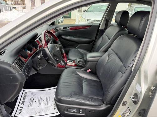 2004 Lexus ES 330 Base