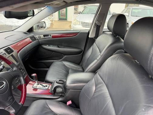 2004 Lexus ES 330 Base